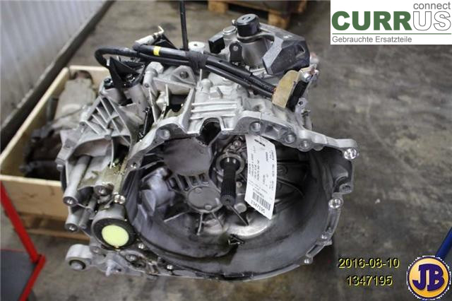 VOLVO V40  CROSS COUNTRY 13-19 Gearbox (6-speed) 36012742 D4204T9