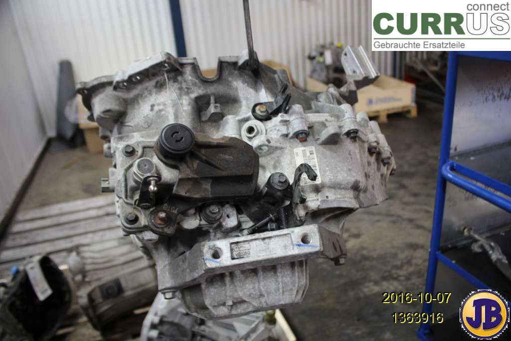 VOLVO S60      11-13 Skrzynia 6-biegowa 36001863 D5204T2