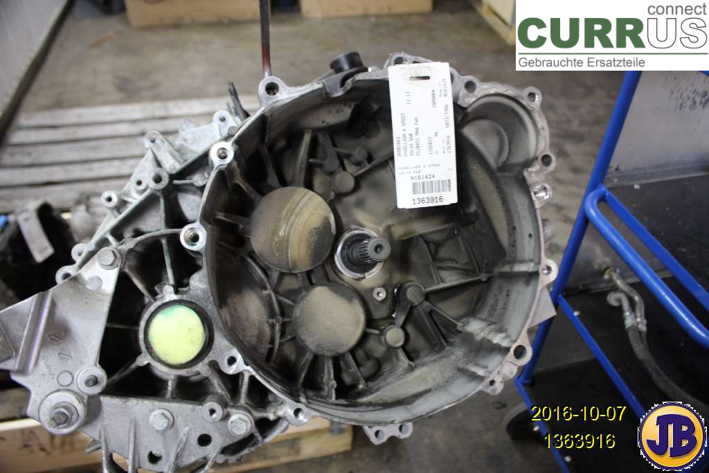 VOLVO S60      11-13 Skrzynia 6-biegowa 36001863 D5204T2