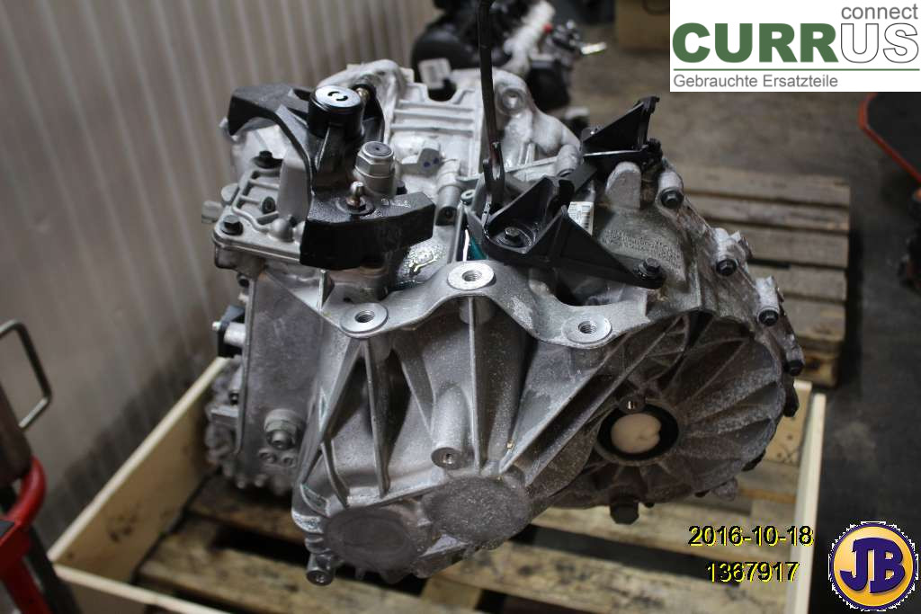 VOLVO V40  12-19 Gearbox (6-speed) 36010296 D4204T8