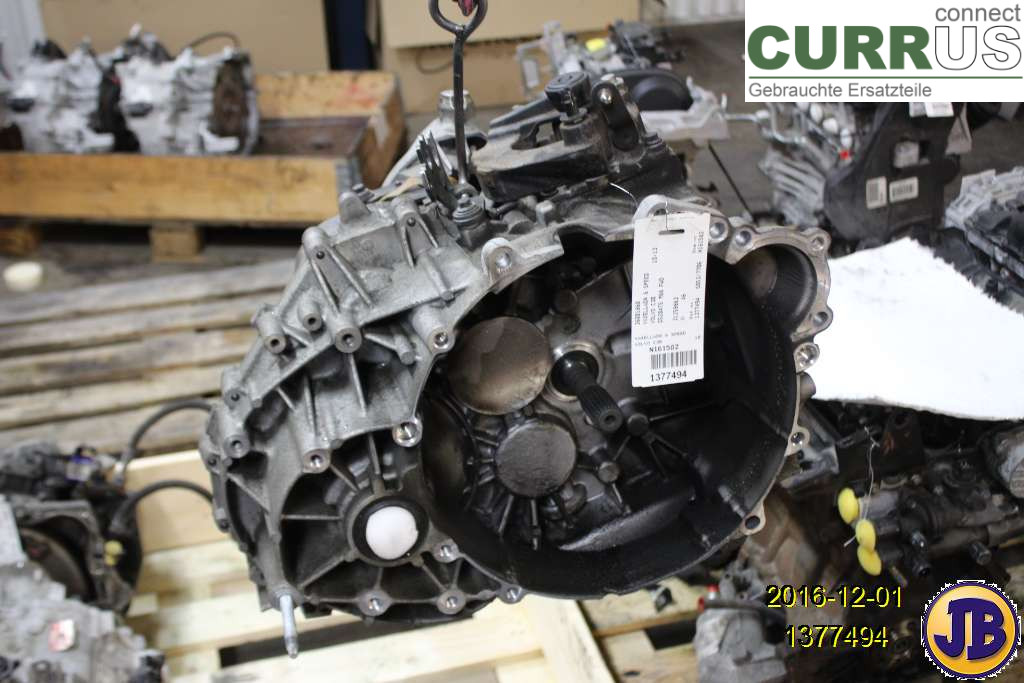 VOLVO C30     10-13 Skrzynia 6-biegowa 36001860 D5204T5