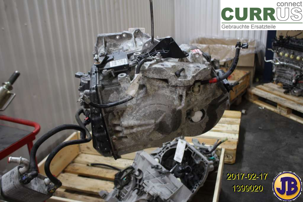 VOLVO V60  11-13 Boîte automatique 36050600 D82PHEV