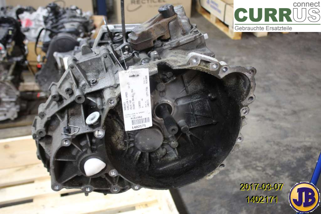 VOLVO V60  11-13 Skrzynia 6-biegowa 36001863 D5204T3