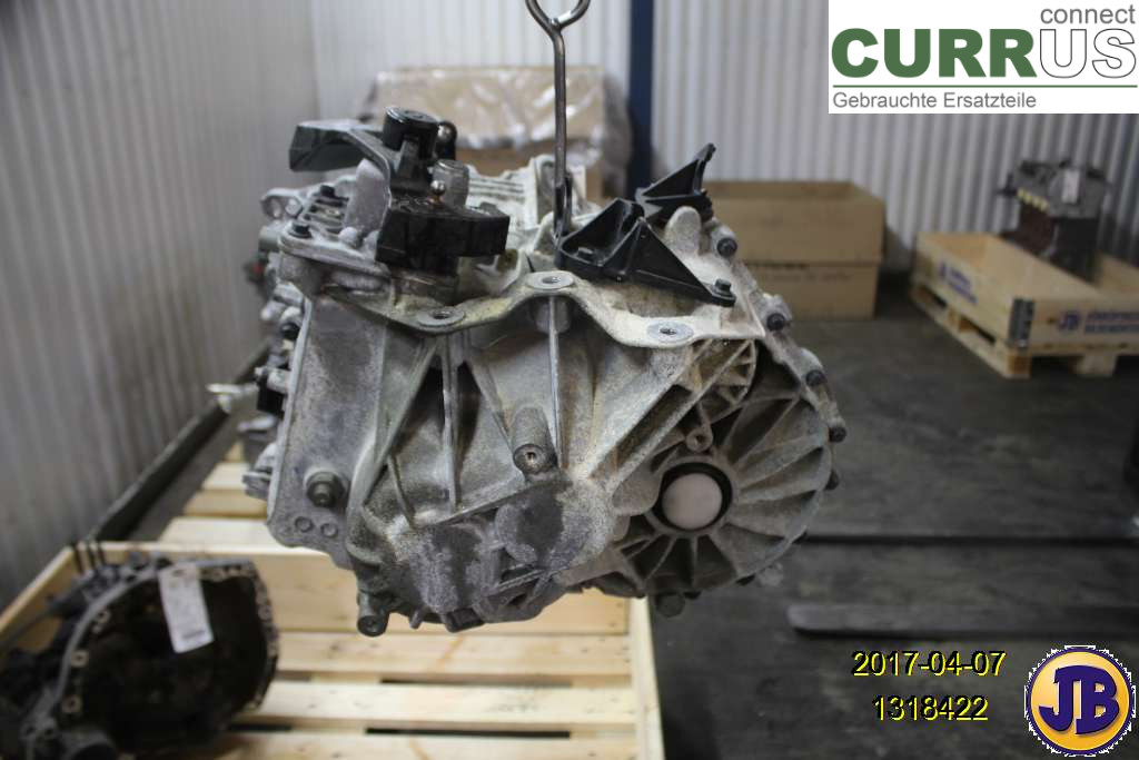 VOLVO V60  14-18 6-Gang-Getriebe 36010266 D4204T5