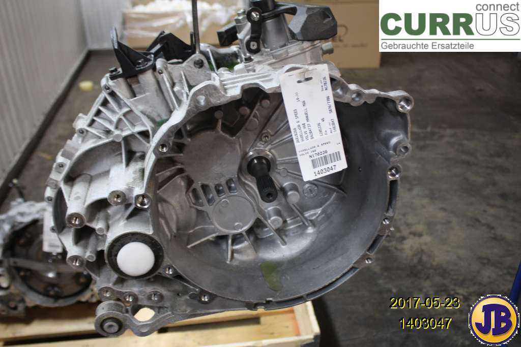 VOLVO V60  14-18 Gearbox (6-speed) 36010332 B4204T37