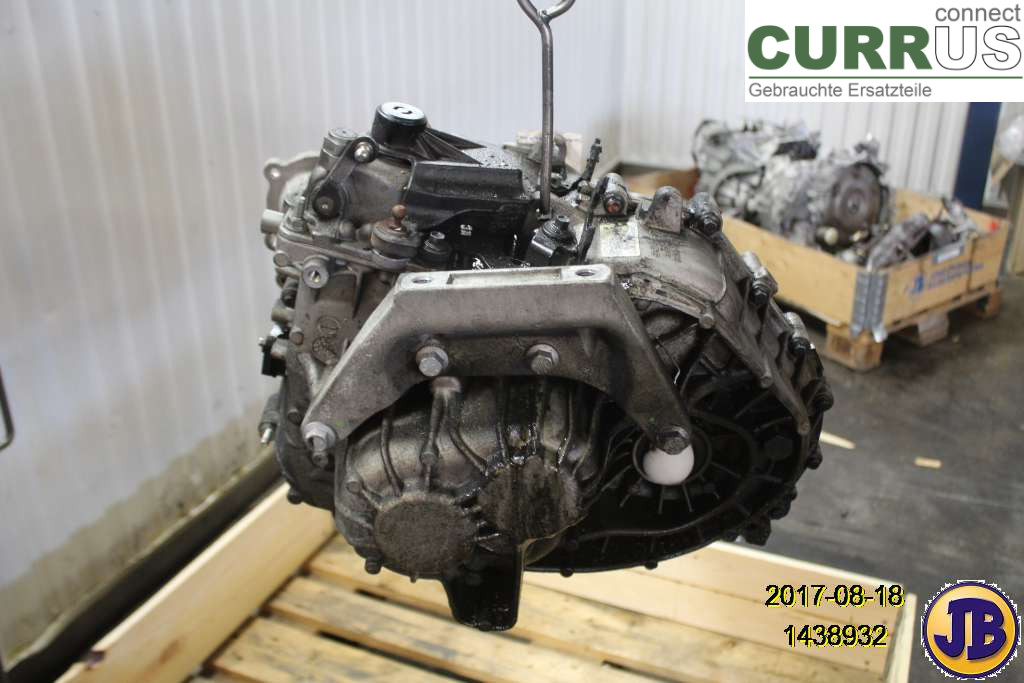 VOLVO S60      11-13 6-växlad växellåda 36000614 D5204T3