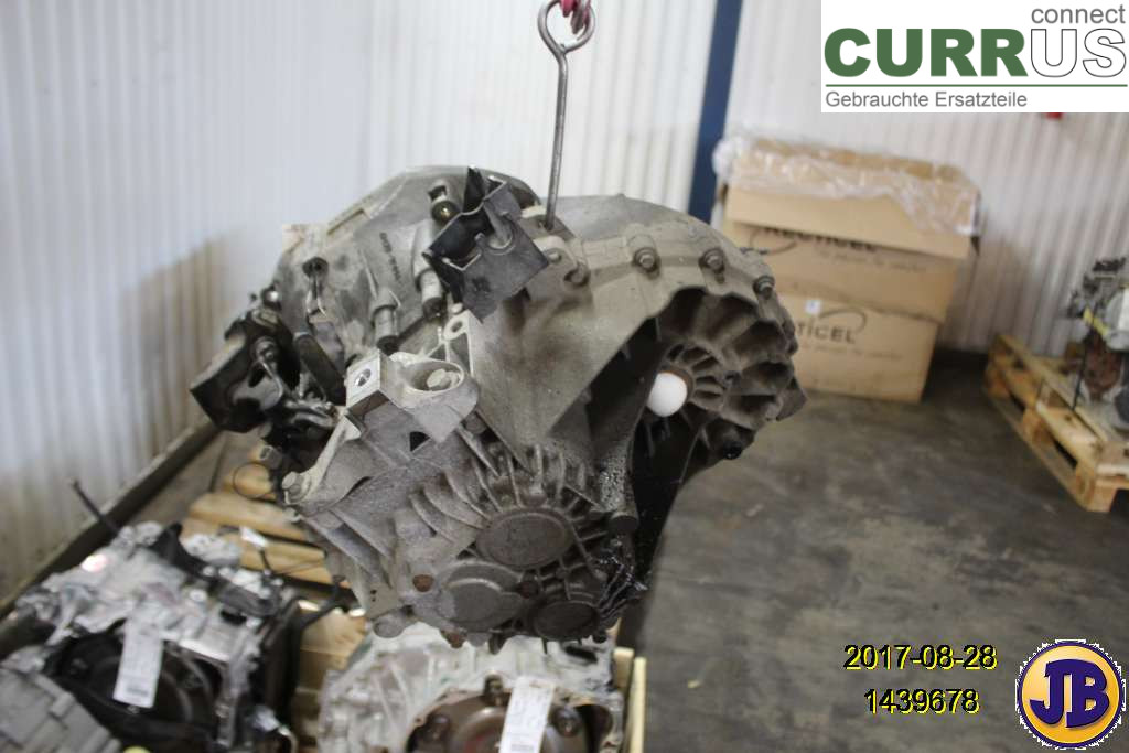 VOLVO V50      08-12 Gearkasse 6 gear 8252231 D4204T