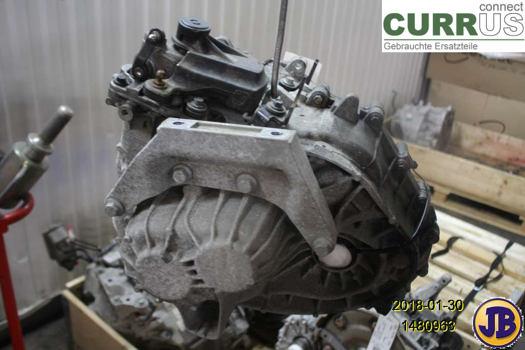 VOLVO V70      08-13 Gearbox (6-speed) 36000615 B5254T8