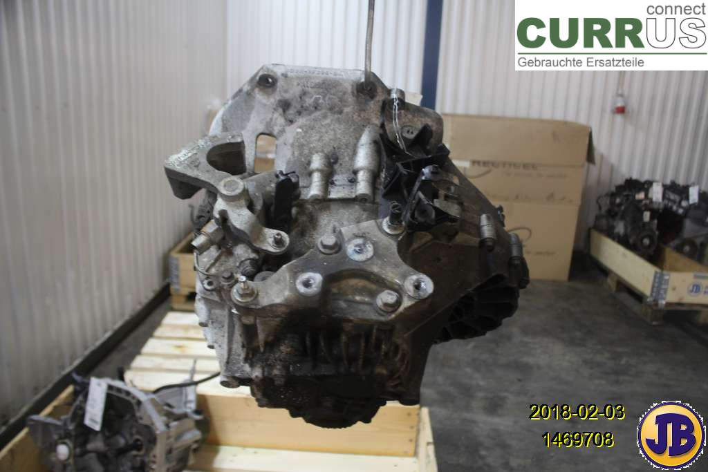 VOLVO S60      11-13 Gearbox (6-speed) 36051127 D4162T