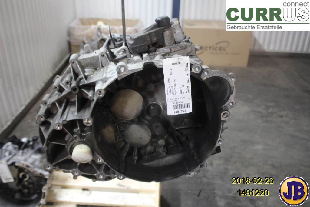 VOLVO V70      08-13 Gearbox (6-speed) 36000614 D5204T7