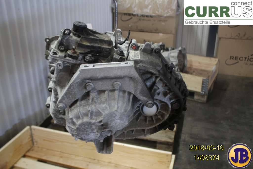 VOLVO S60      11-13 Skrzynia 6-biegowa 36001863 D5204T2