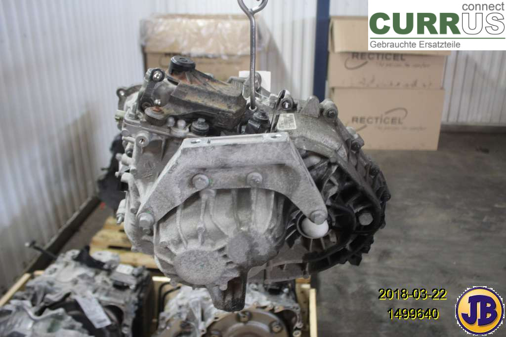 VOLVO V70    14-16 Gearbox (6-speed) 36000614 D5244T11