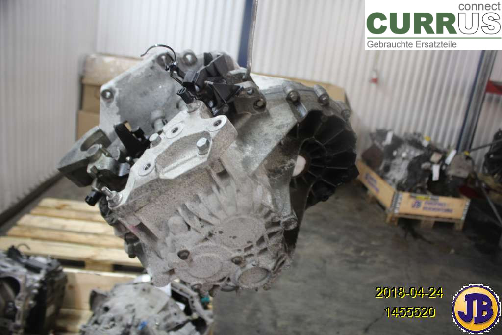VOLVO V60  14-18 Gearbox (6-speed) 36051127 D4162T