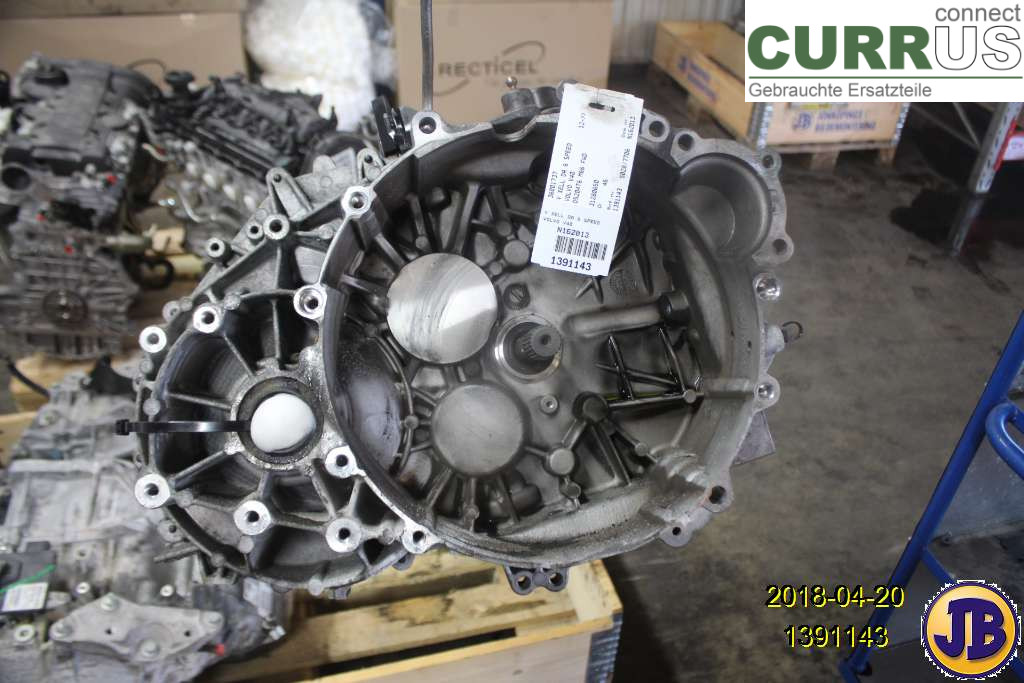 VOLVO V40  12-19 Gearbox (6-speed) 36001737 D5204T6