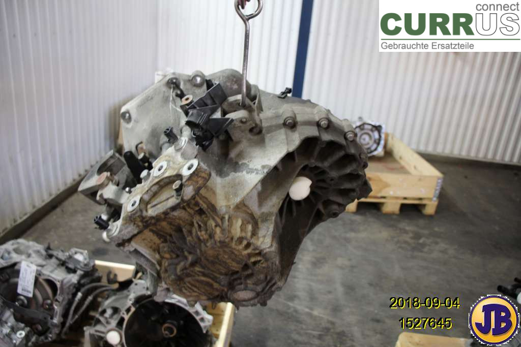 VOLVO V70      08-13 Gearbox (6-speed) 36051127 D4162T