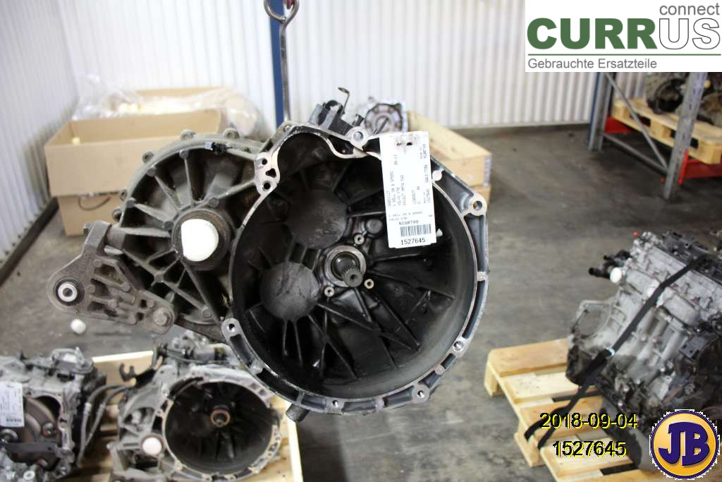 VOLVO V70      08-13 Gearbox (6-speed) 36051127 D4162T