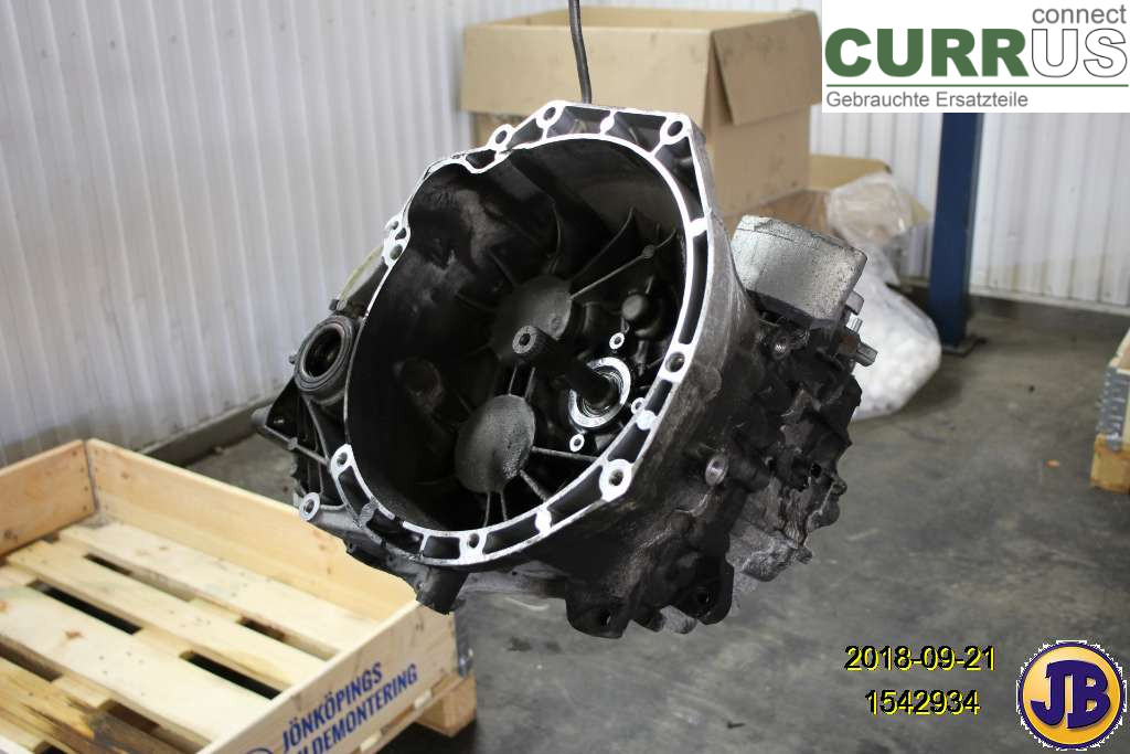 VOLVO V60  11-13 Gearbox (6-speed) 36051127 D4162T