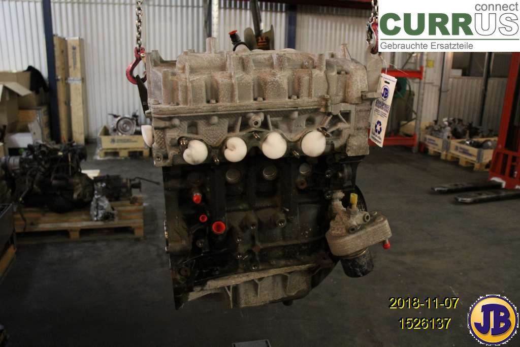 RENAULT CLIO III  09-12 Motor 8201470027 D4F-786