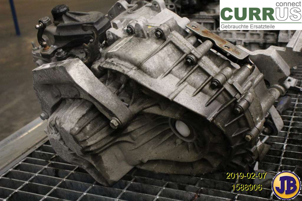 VOLVO V60  14-18 Gearbox (6-speed) 36000614 D5204T7