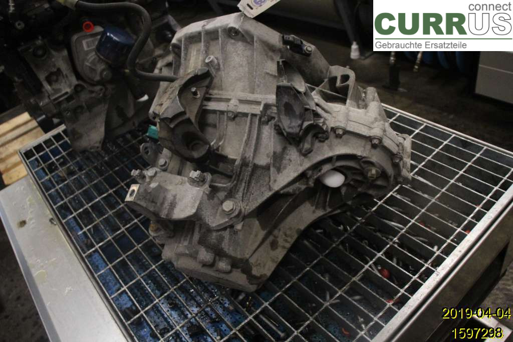 RENAULT MEGANE III 09-15 6-Gang-Getriebe 8201365897 K9K-836