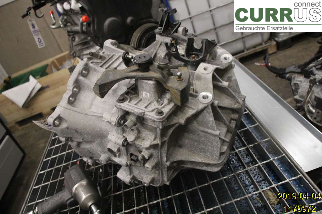 VOLVO V40  CROSS COUNTRY 13-19 Gearbox (6-speed) 36012742 D4204T8