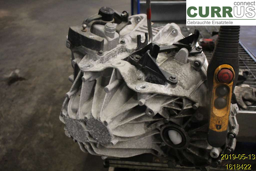 VOLVO V40  12-19 Gearbox (6-speed) 36010296 D4204T8