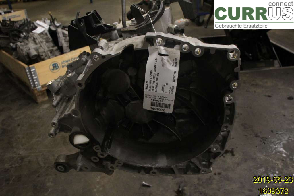 VOLVO V40  CROSS COUNTRY 13-19 Gearbox (6-speed) 36003285 D4204T16