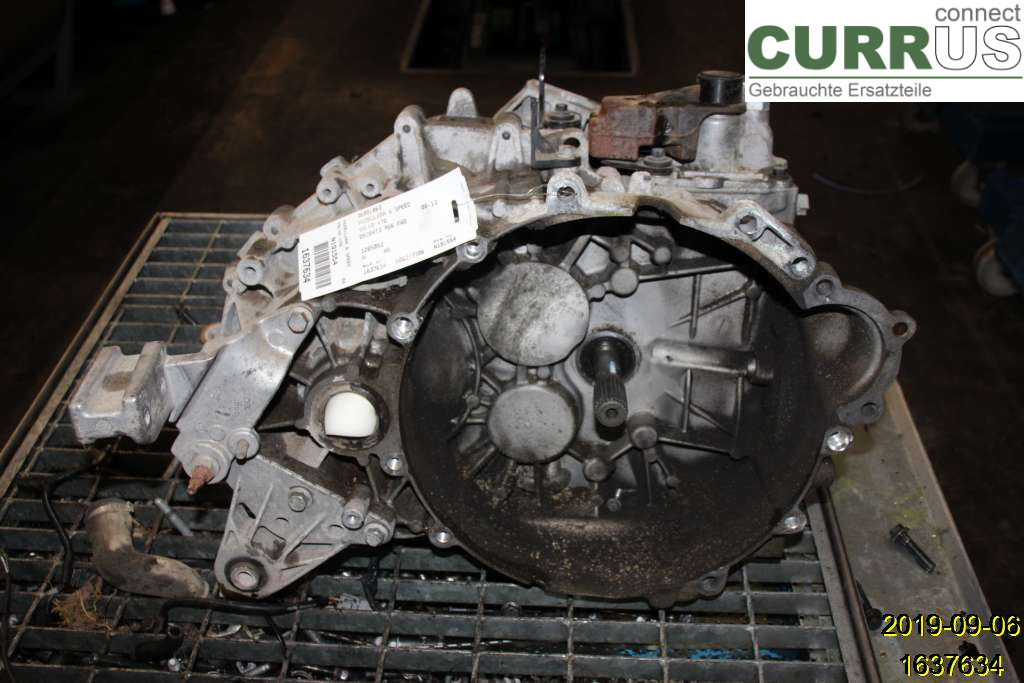 VOLVO V70      08-13 Skrzynia 6-biegowa 36001863 D5204T3