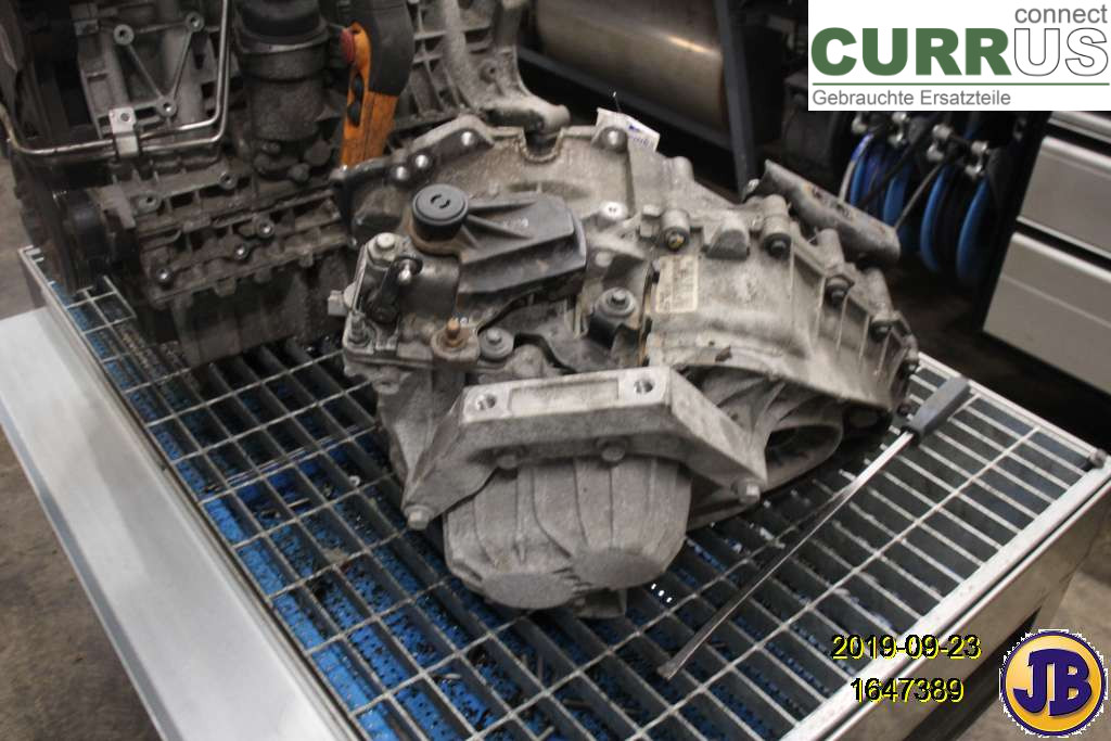VOLVO S80      07- 13 Skrzynia 6-biegowa 8251965 D5244T5