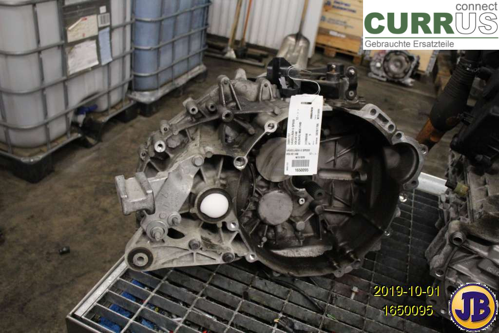 VOLVO V40  12-19 Gearbox (6-speed) 36001737 D5204T6