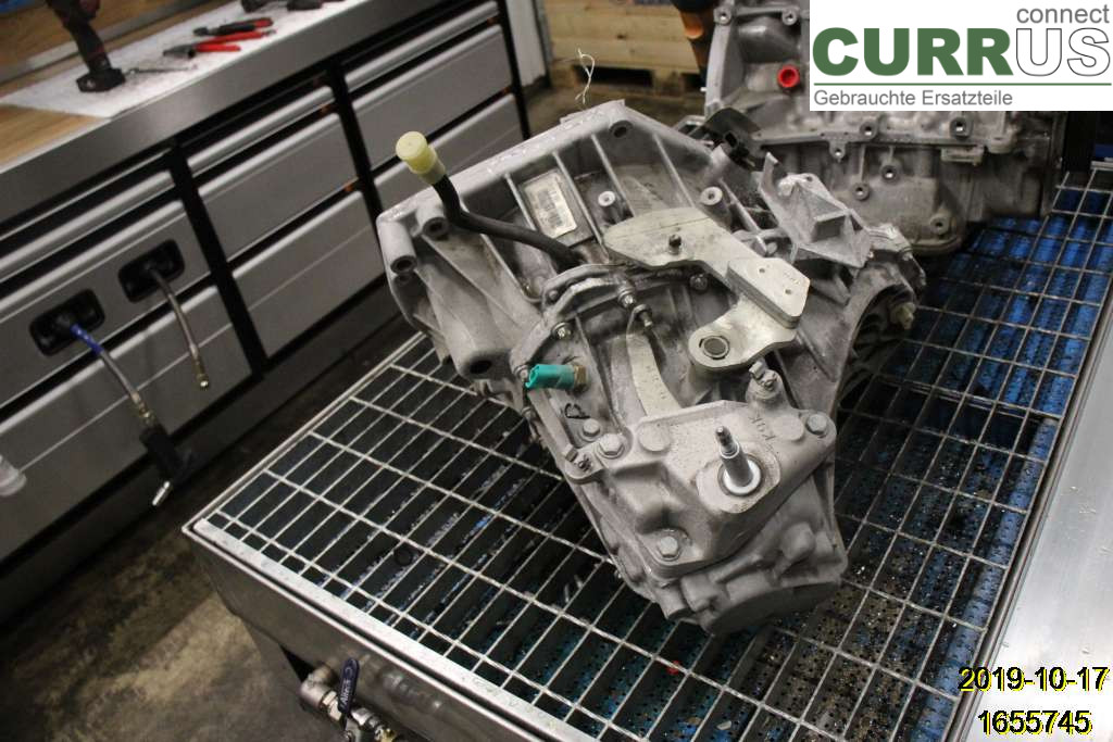 DACIA DUSTER  10-17 Gearbox (6-speed) 320108419R H5F-404