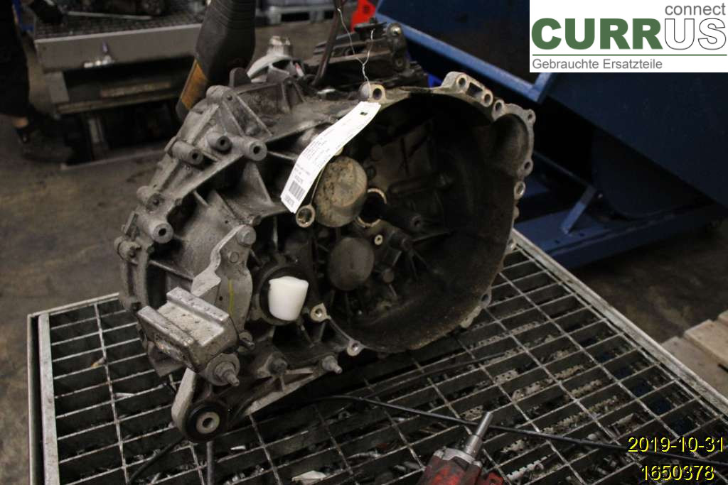 VOLVO C30     10-13 Skrzynia 6-biegowa 36001860 D5204T5