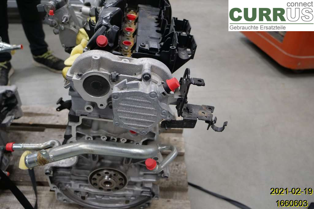 VOLVO V40  12-19 Engine 36010067 D4204T8