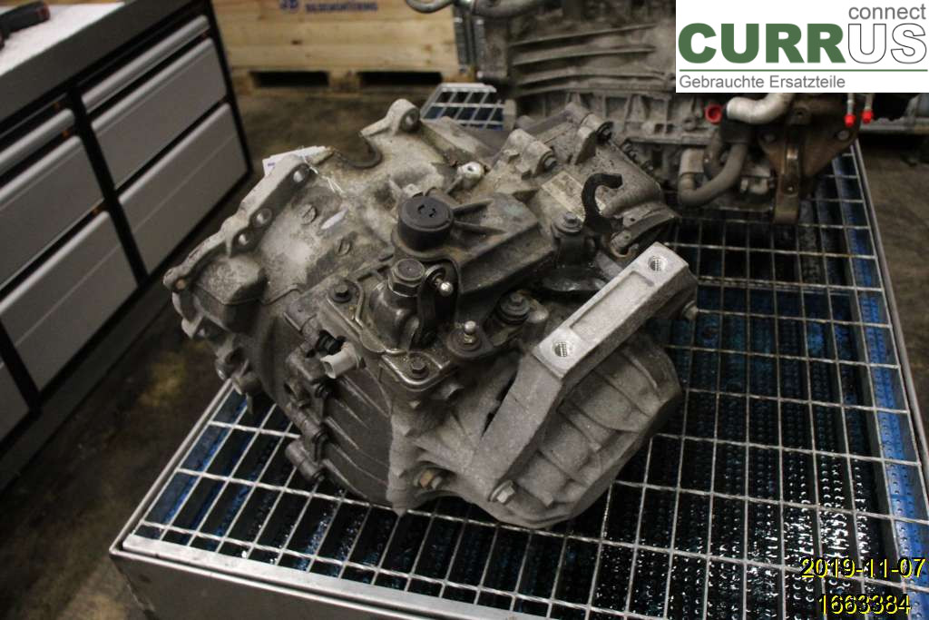 VOLVO V70      08-13 Skrzynia 6-biegowa 36001863 D5204T2