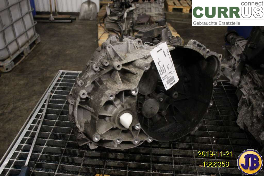 VOLVO V70      08-13 Skrzynia 6-biegowa 36001863 D5204T2