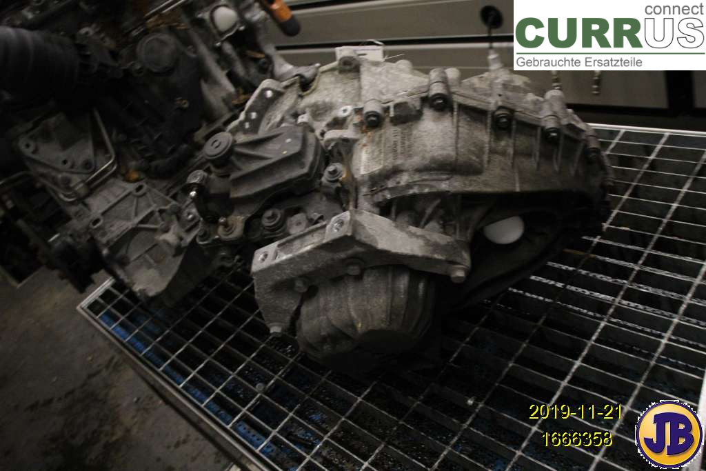 VOLVO V70      08-13 Skrzynia 6-biegowa 36001863 D5204T2