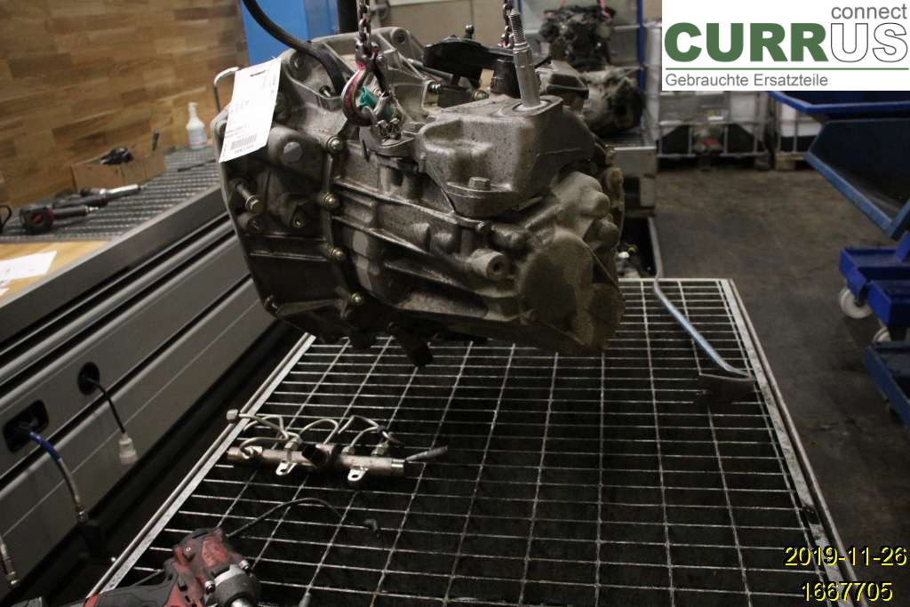 DACIA DUSTER  10-17 Gearbox (6-speed) 8201365769 K9K-858