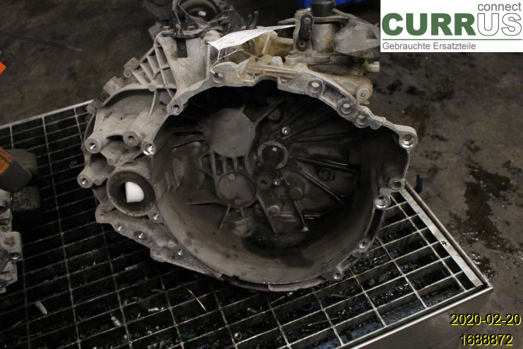 VOLVO V60  14-18 Gearbox (6-speed) 36010330 D4204T14