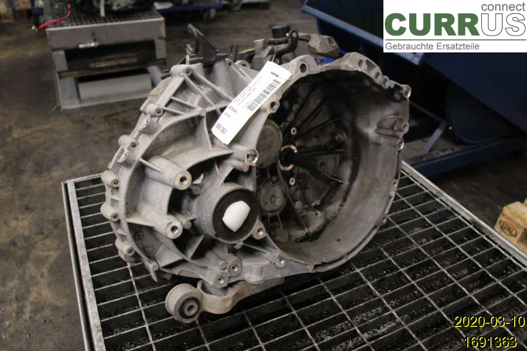 VOLVO V70    14-16 6-Gang-Getriebe 36010266 D4204T5