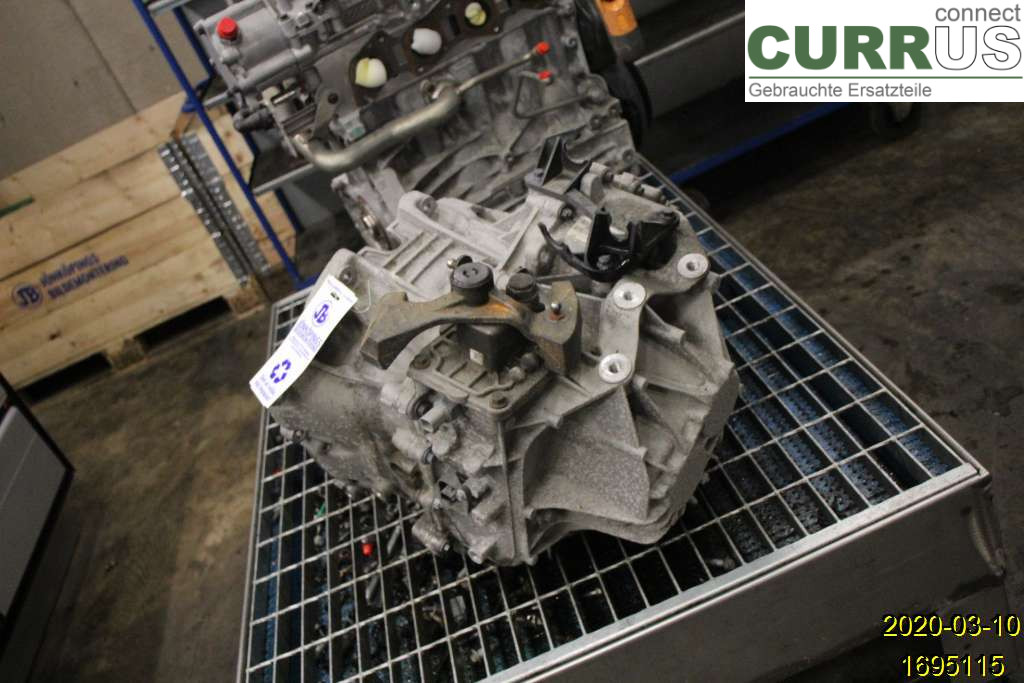 VOLVO V70    14-16 Gearbox (6-speed) 36010332 B4204T19
