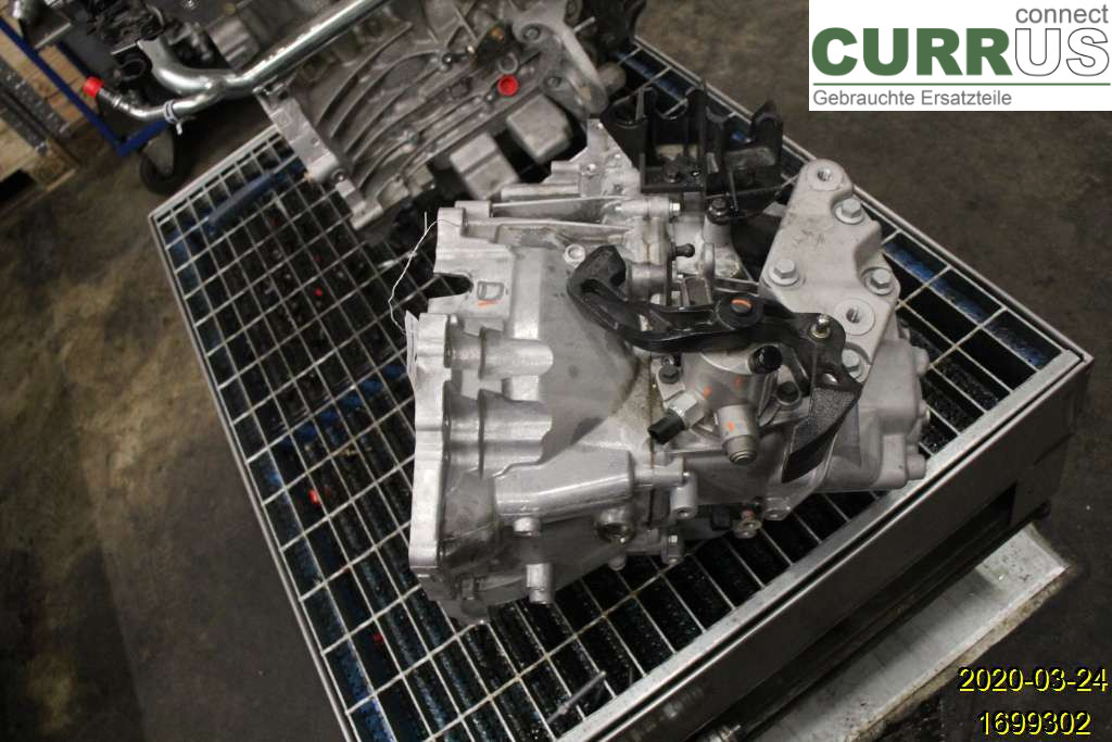 VOLVO V40  CROSS COUNTRY 13-19 Gearbox (6-speed) 36003285 D4204T16