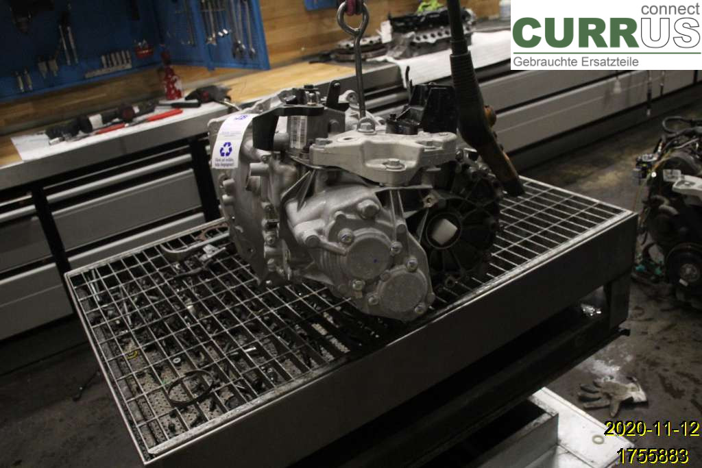 VOLVO V40  CROSS COUNTRY 13-19 Gearbox (6-speed) 36003285 D4204T9
