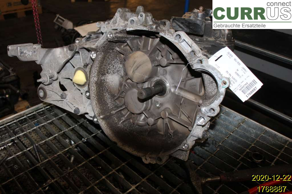 VOLVO V40  12-19 6-Gang-Getriebe 36001737 D5204T6