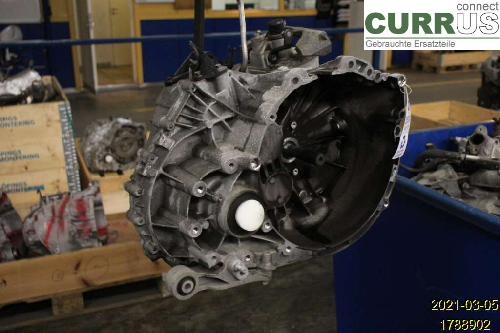 VOLVO V40  12-19 6-Gang-Getriebe 36010297 D4204T8