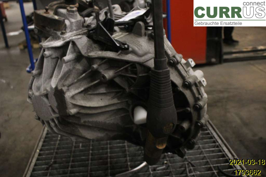 VOLVO S60  14-18 Gearbox (6-speed) 36012742 D4204T9