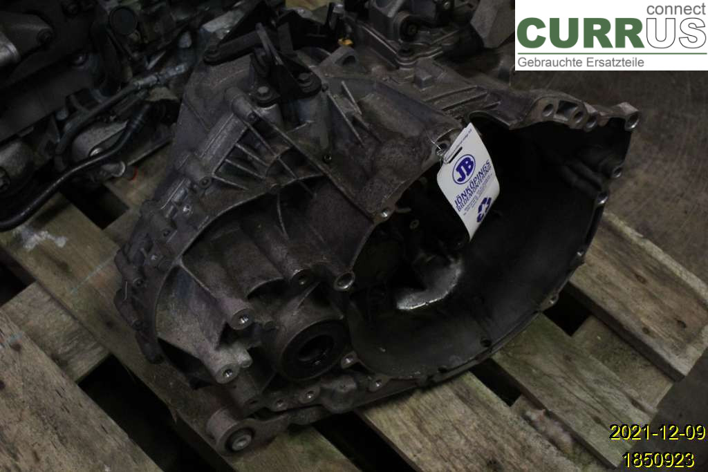VOLVO V90  17- Gearbox (6-speed) 36012742 D4204T9