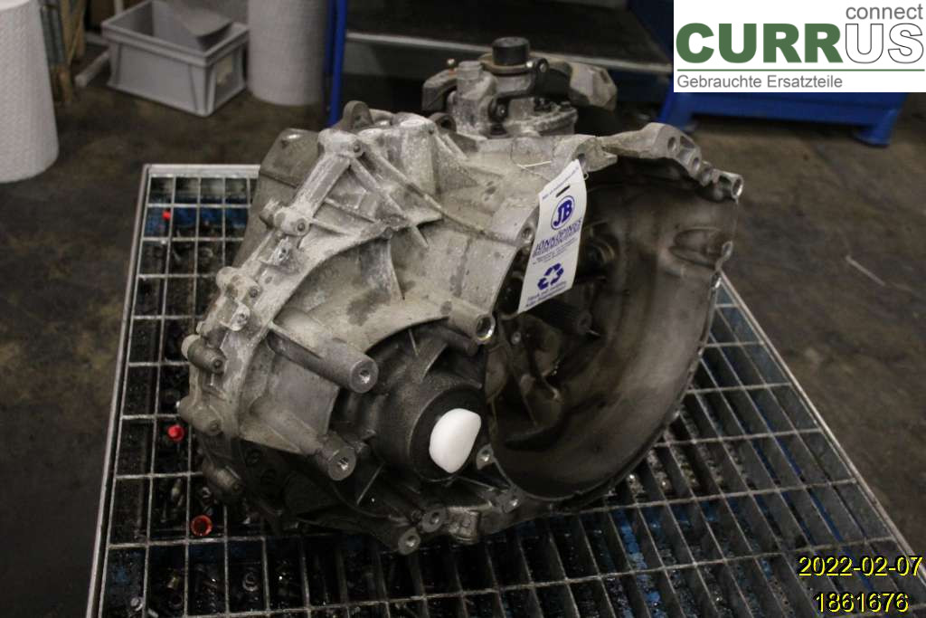 VOLVO V60  14-18 6-Gang-Getriebe 36010266 D4204T5
