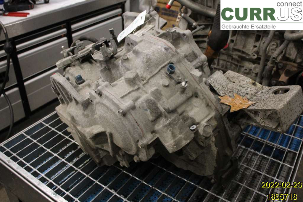 VOLVO V70      05-08 Gearbox (Automatic) 8251837 B5254T2