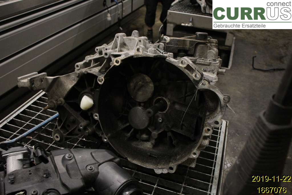 VOLVO V70      08-13 Skrzynia 6-biegowa 36001863 D5204T3