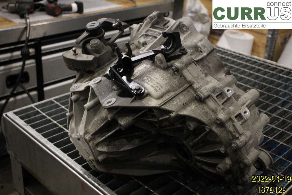 VOLVO XC70  14-16 Gearbox (6-speed) 36010267 D4204T5